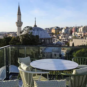 Dara Old *** Istanbul
